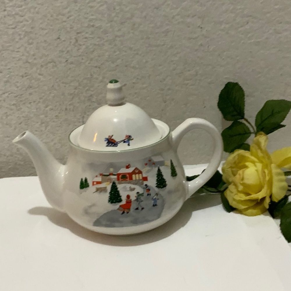 Sango SILENT NIGHT Christmas Teapot Joan Luntz G9